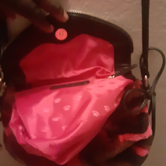 Gently used purse - Picture 12 of 12